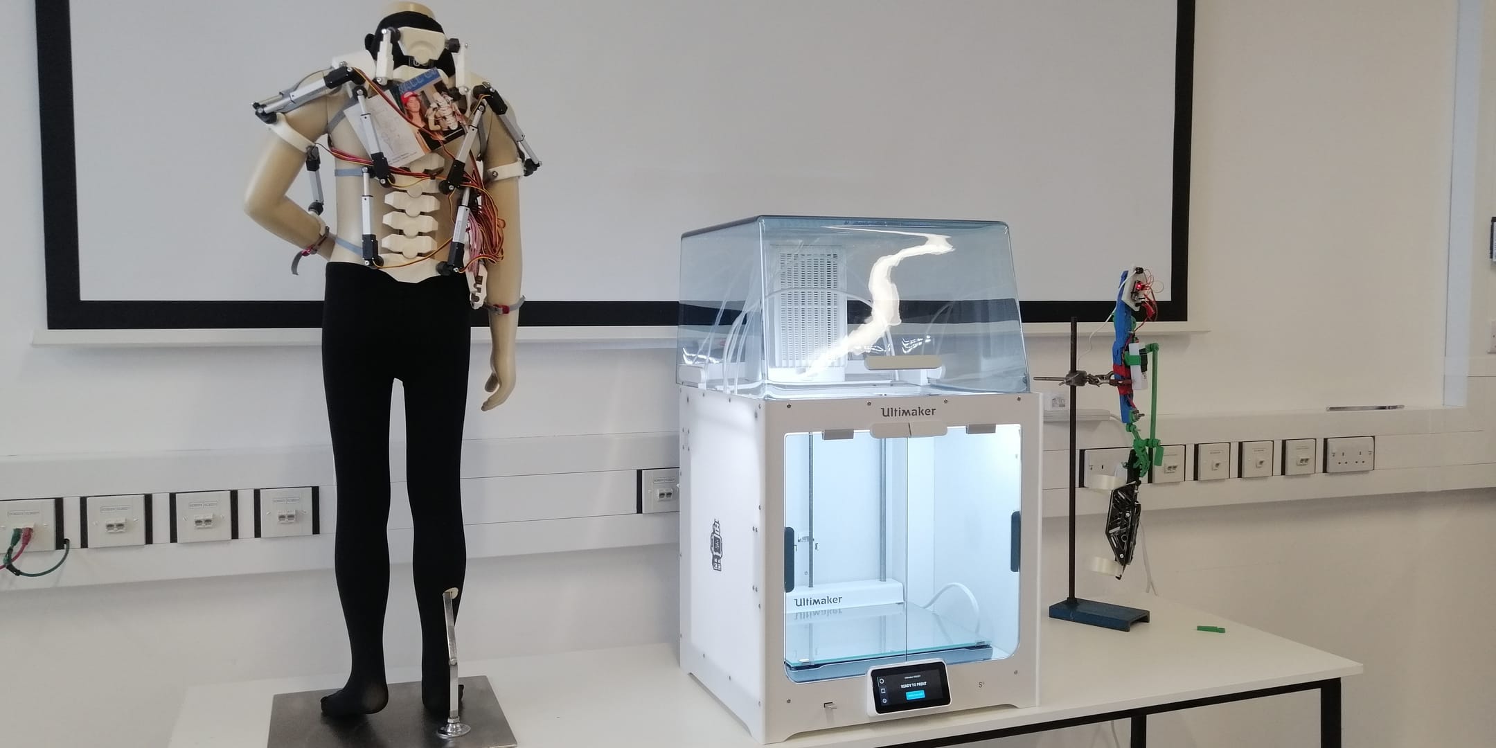 uclan-exoskeleton