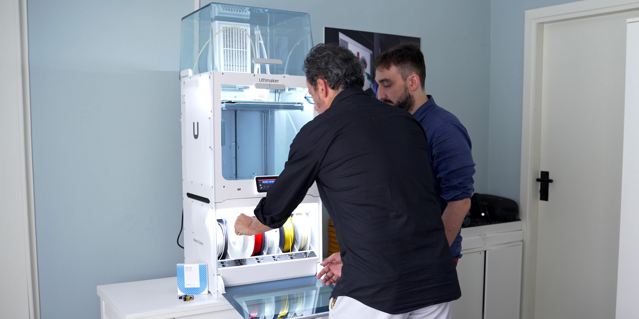 Medics leverages the UltiMaker S5 Pro Bundle and remote printing to 3D print surgical models directly to the hospitals
